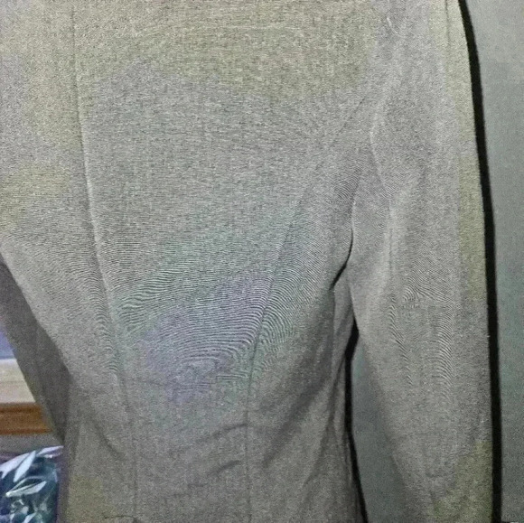 Covington Petite Essentials Womans Blazer Size 4p - Picture 7 of 13